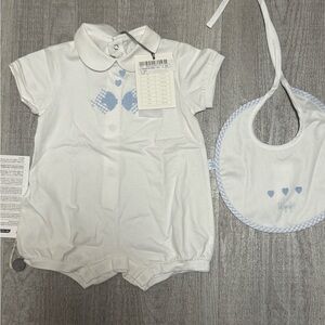 Il Gufo Baby Romper & Bib Set 6M White Blue Hearts NWT Made in Italy